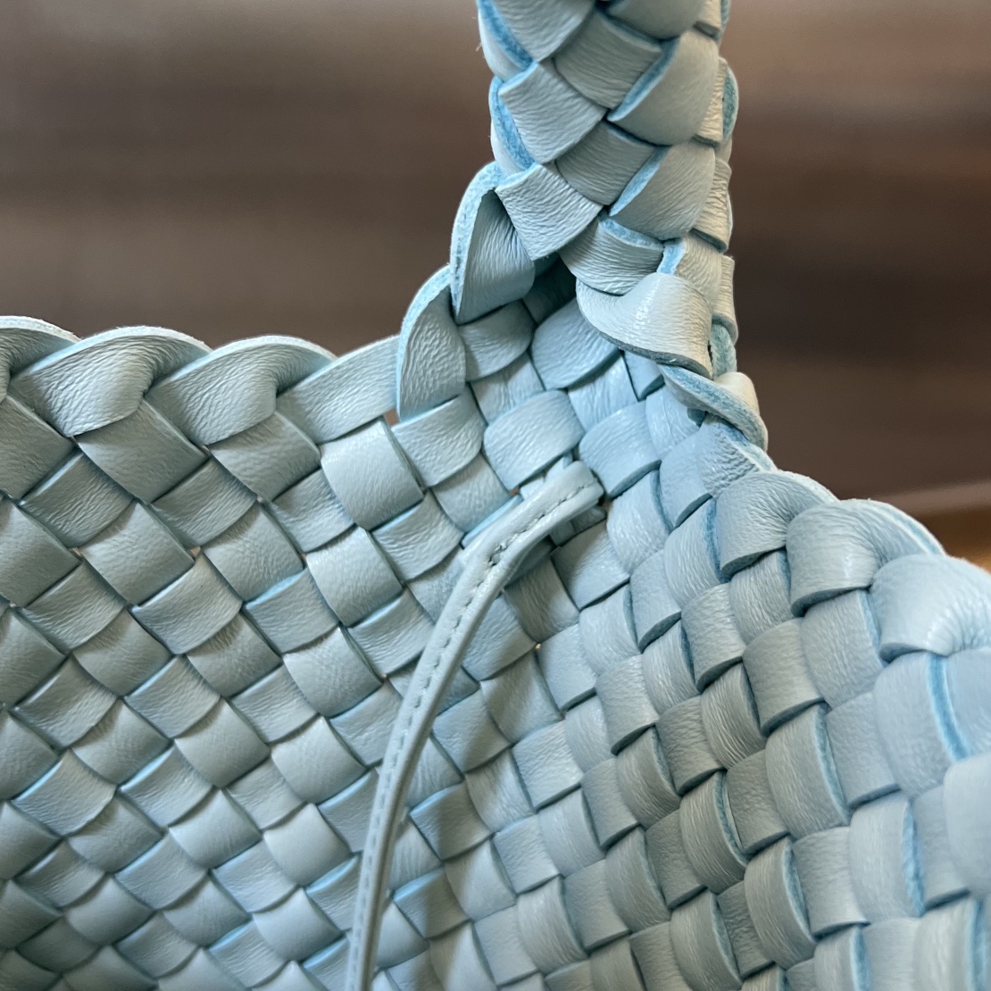 Bo*te*ga ve*ne*ta cabat bucket-35.5x21x13cm