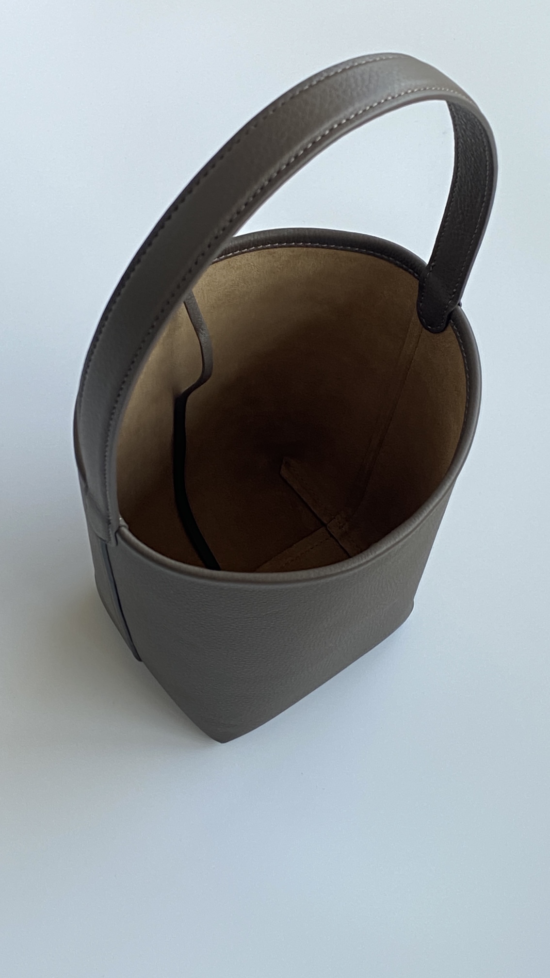 The Row Bucket-22*23*13CM