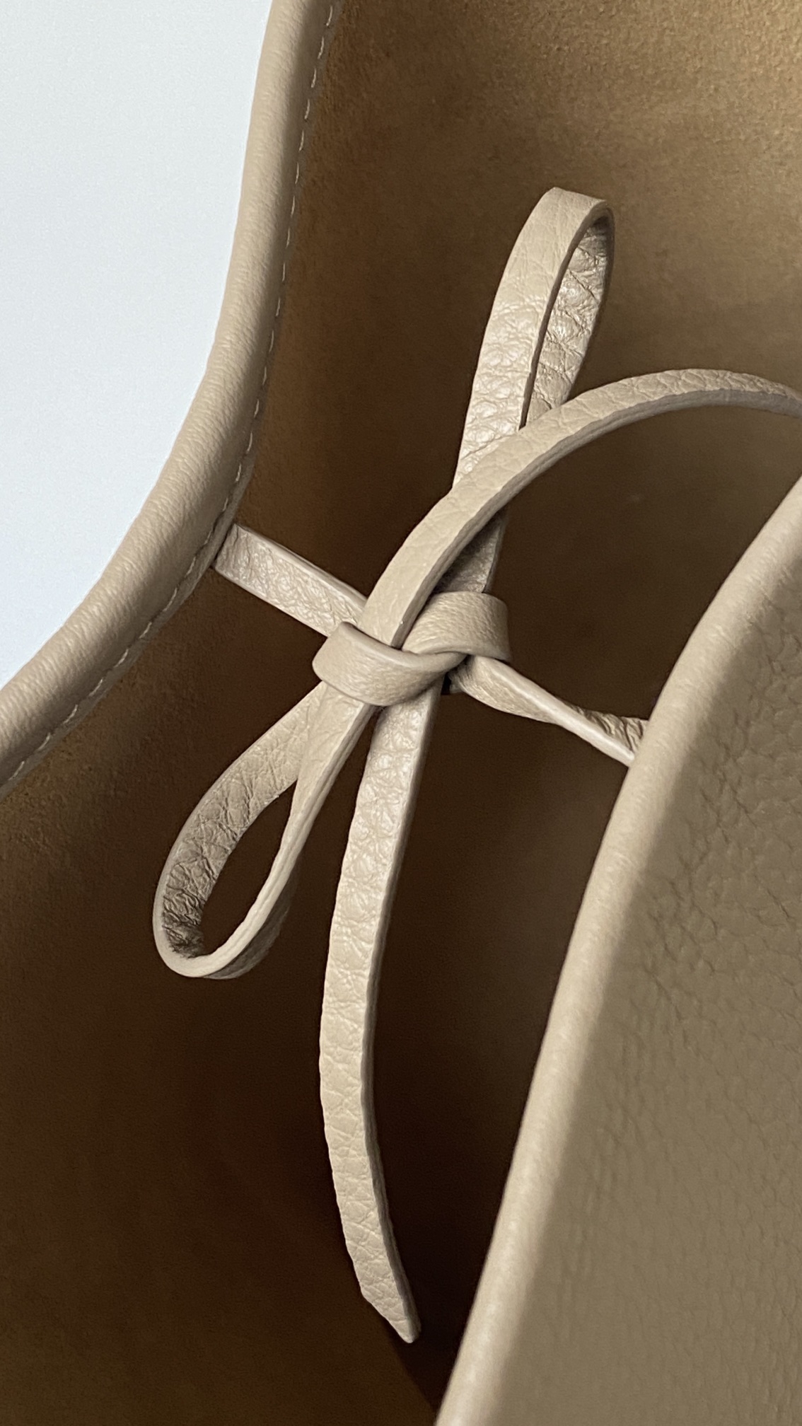 The Row Bucket-22*23*13CM