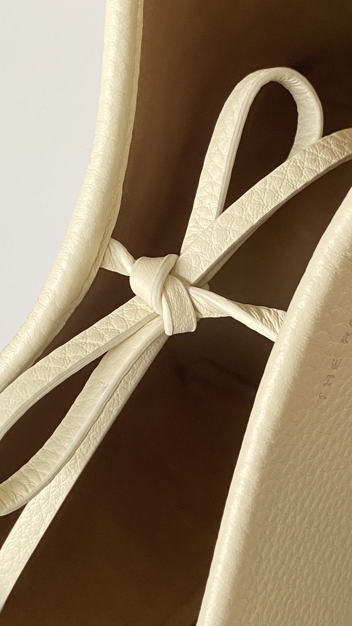 The Row Bucket-22*23*13CM