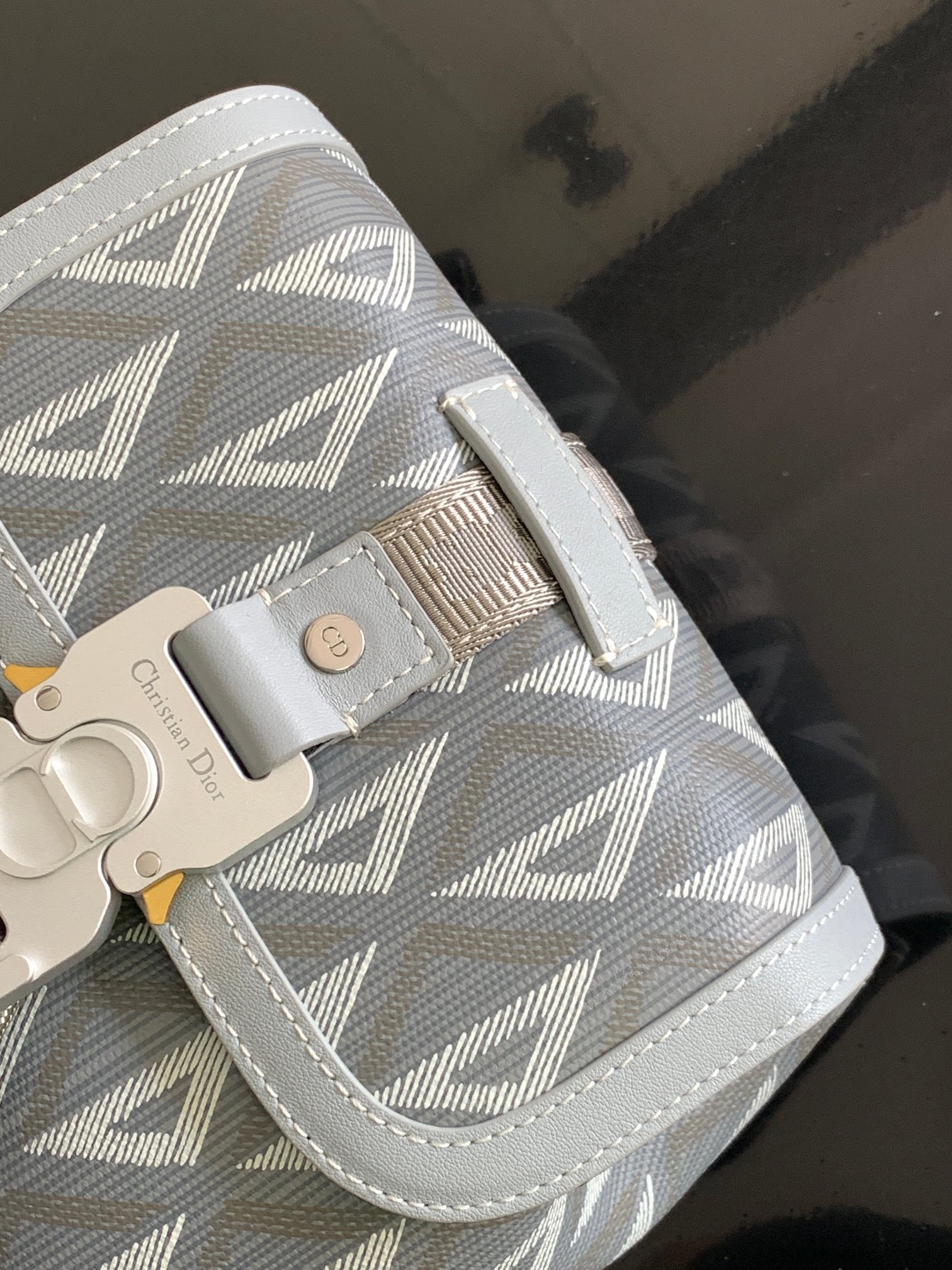 D*or hit the road backpack-23 x 32 x 12cm