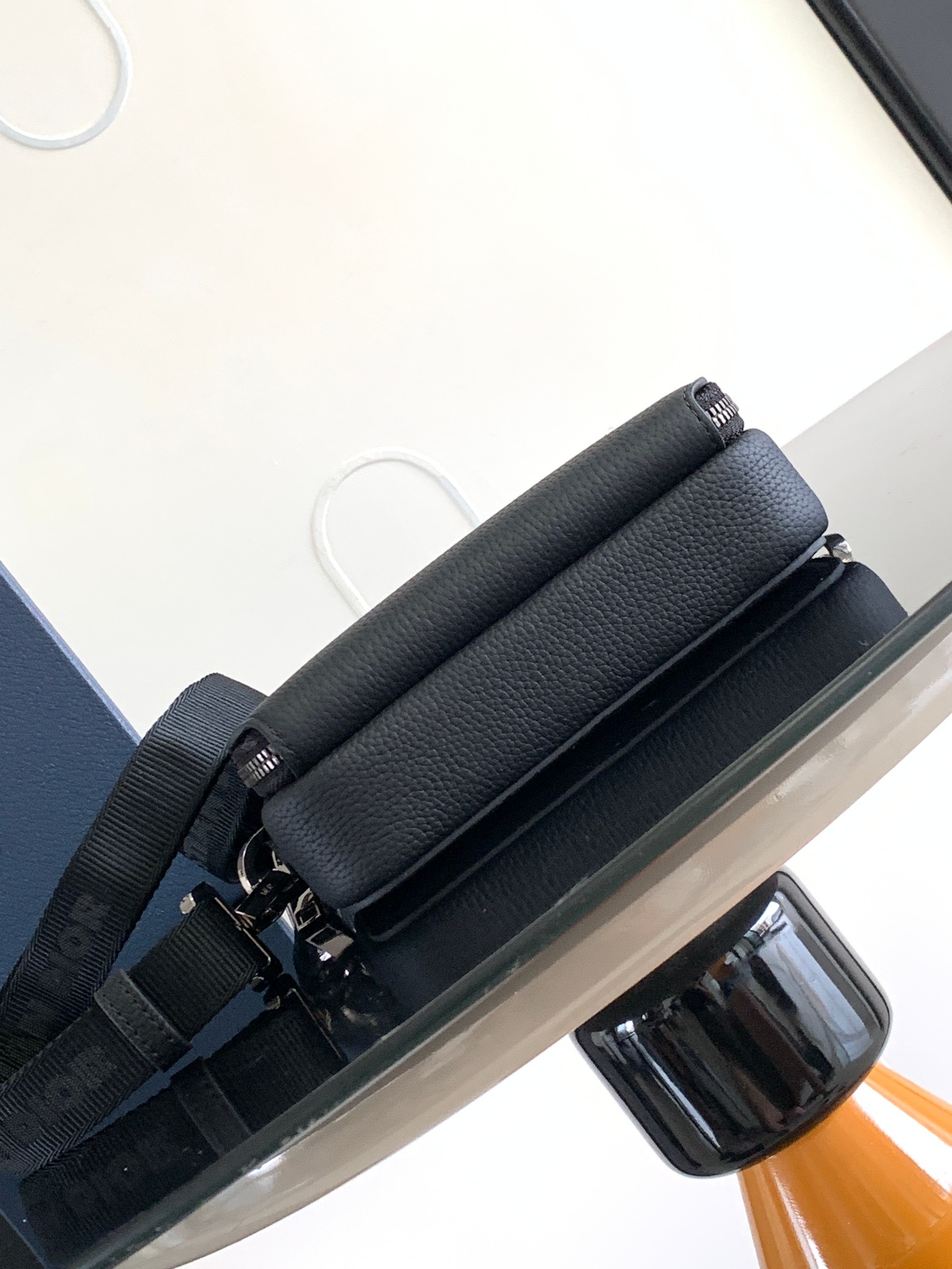 D*or oblique handlebag-17 x 12.5 x 55cm