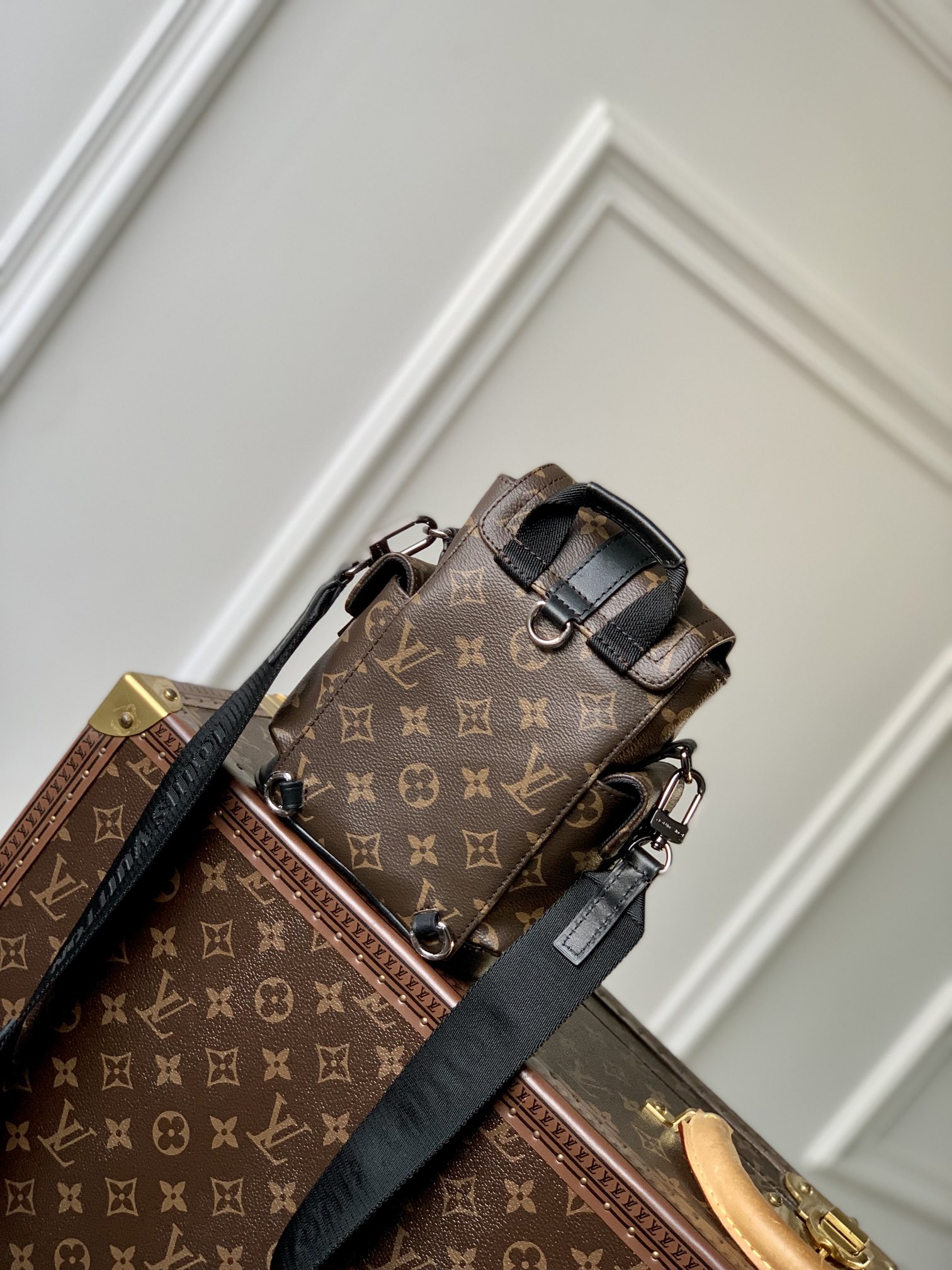 l**is V*t*n nano christopher bag-14 x 19 x 6cm