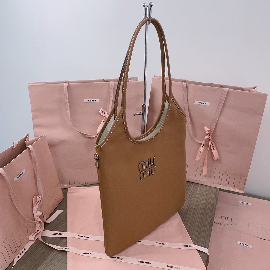 MiuMiu Tote-35*40CM