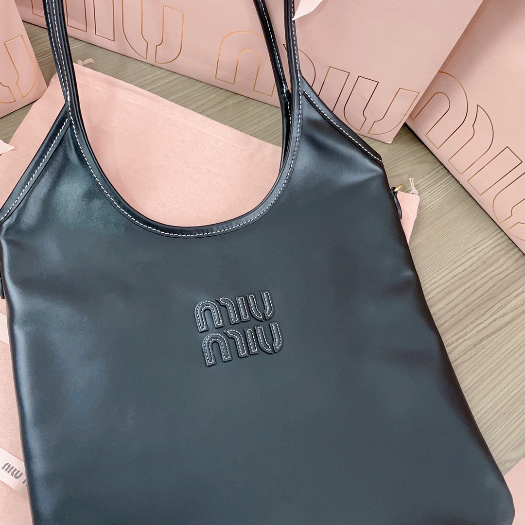 MiuMiu Tote-35*40CM