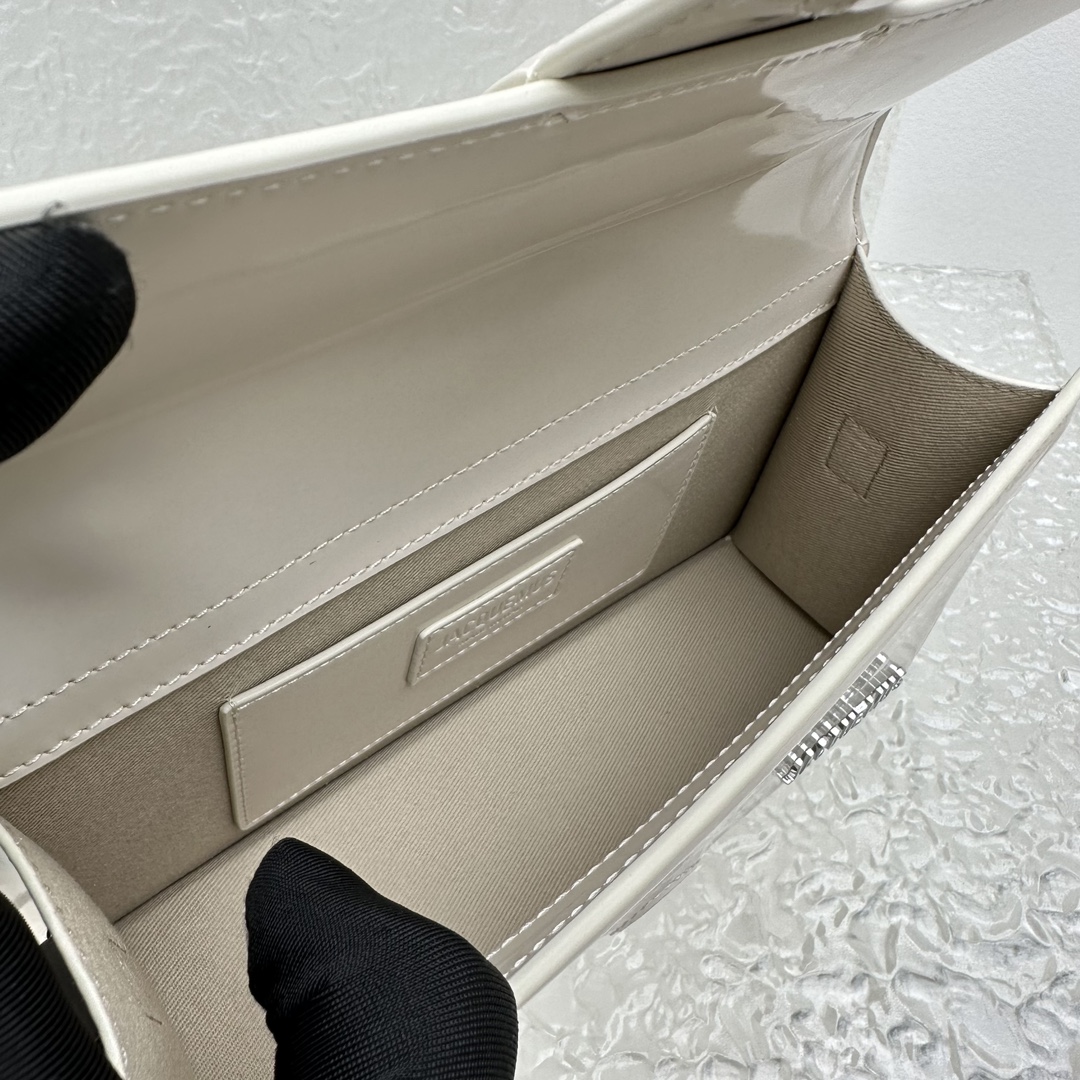 Jacquemus Large Bamnino Bag-24x13x7CM