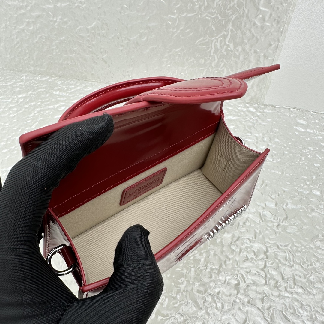 Jacquemus Small Bamnino Bag-18x6x7CM