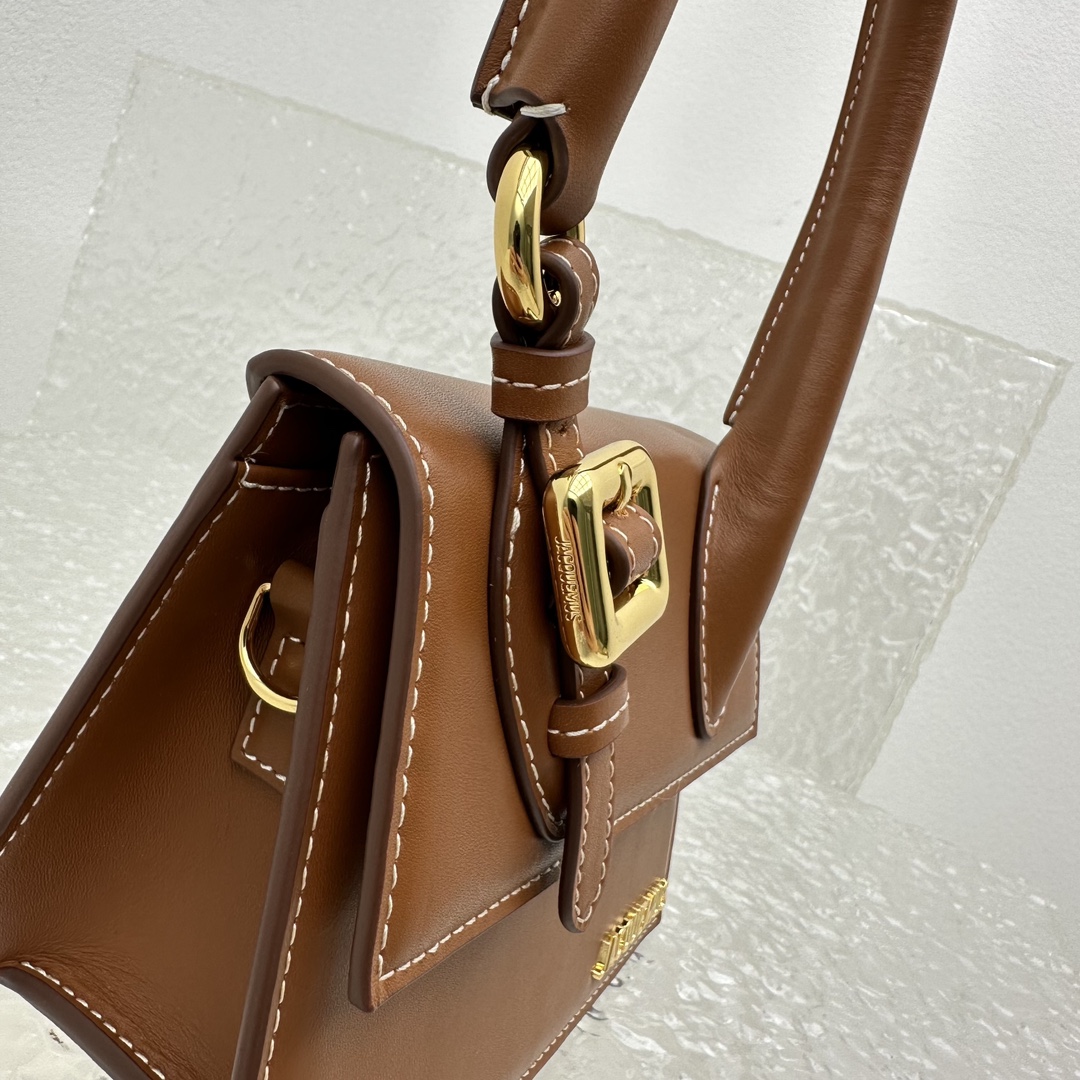 Jacquemus Classic Bag-18x15.5x8CM