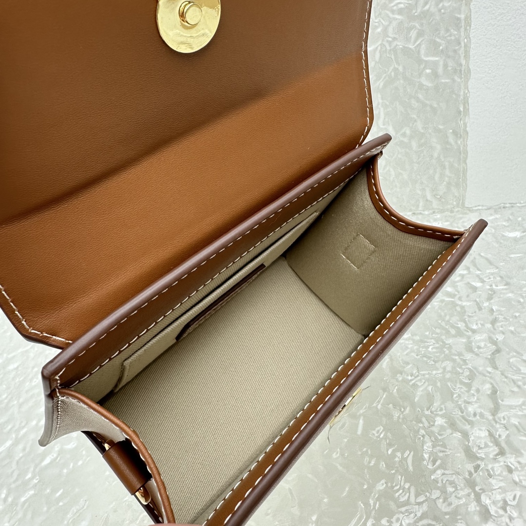 Jacquemus Classic Bag-18x15.5x8CM