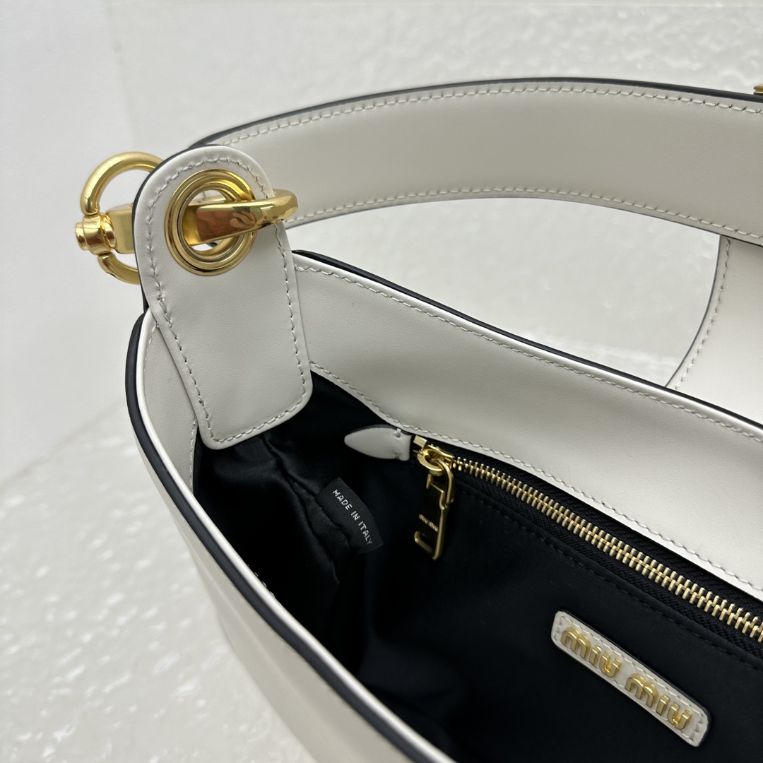 MiuMiu City calf hobo Bag-28*15*4CM