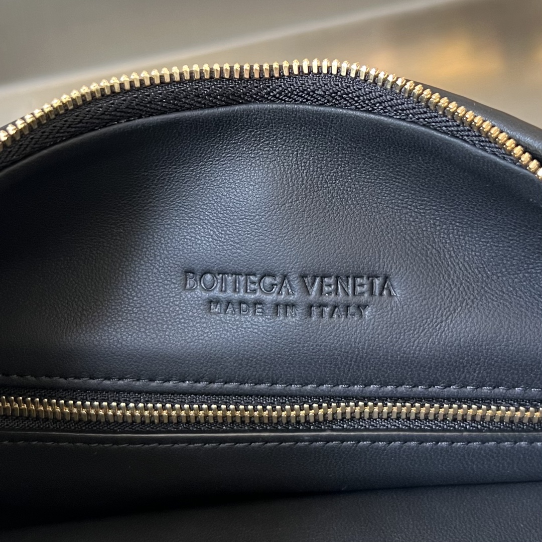 Bo*te*ga ve*ne*ta gemell bag-24.5x19x7cm