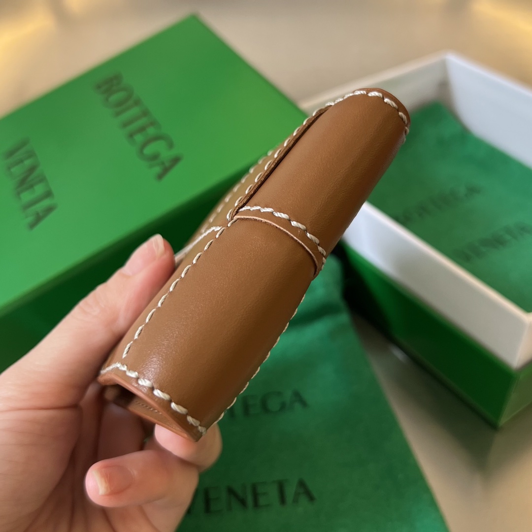 Bo*te*ga ve*ne*ta wallet-10x8.5cm