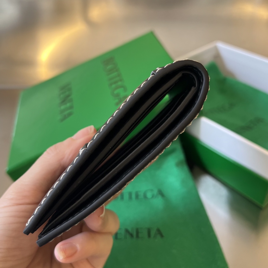 Bo*te*ga ve*ne*ta wallet-10x8.5cm