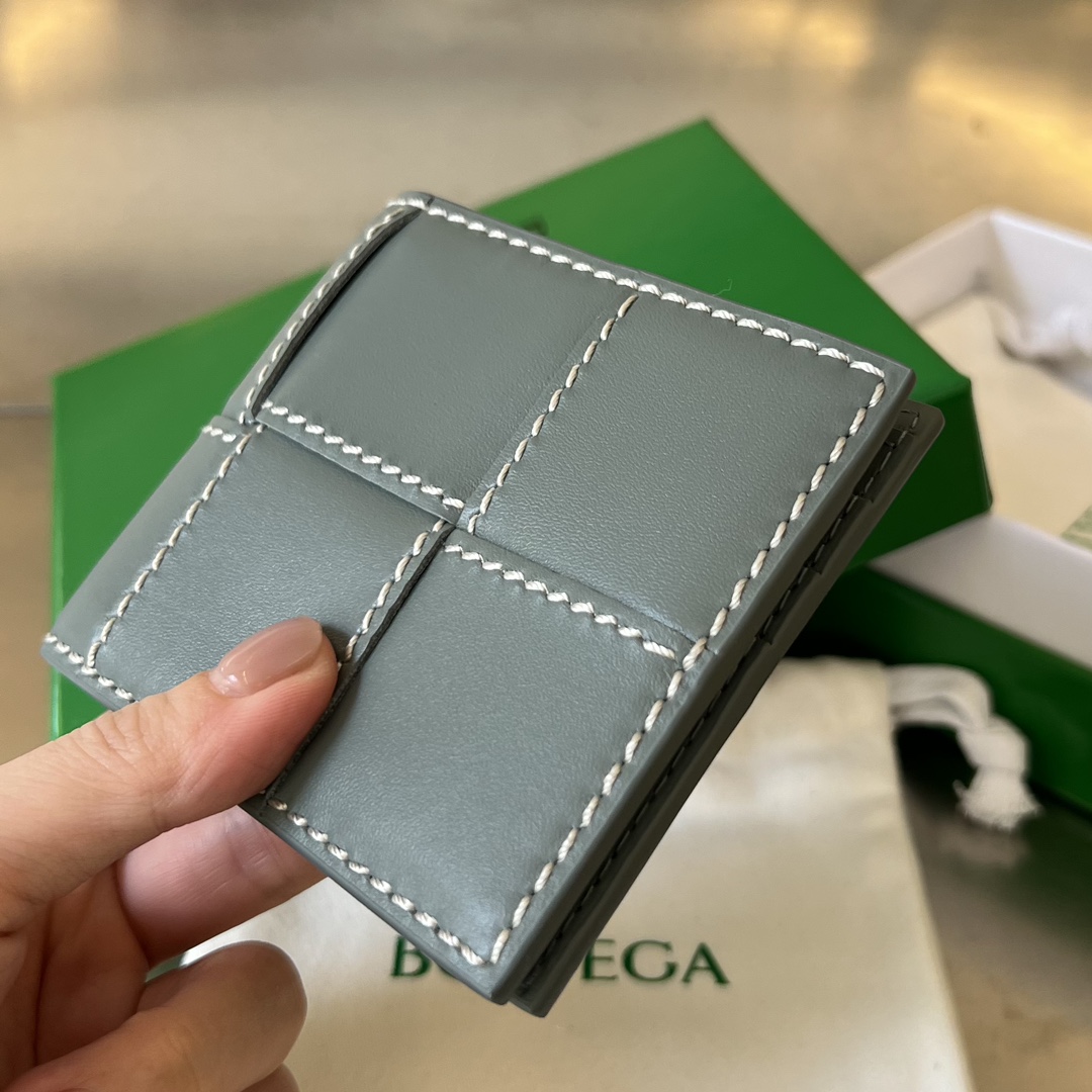 Bo*te*ga ve*ne*ta wallet-10x8.5cm