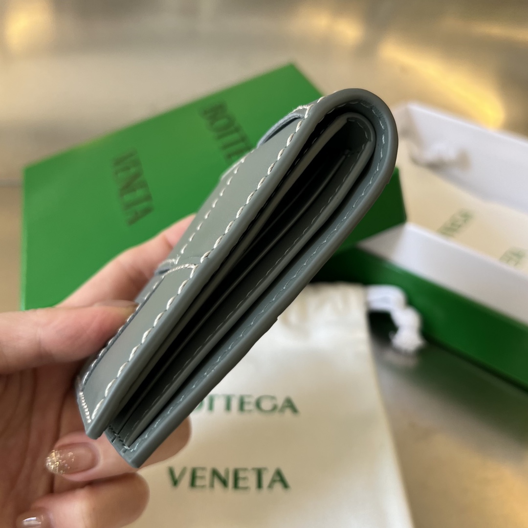 Bo*te*ga ve*ne*ta wallet-10x8.5cm