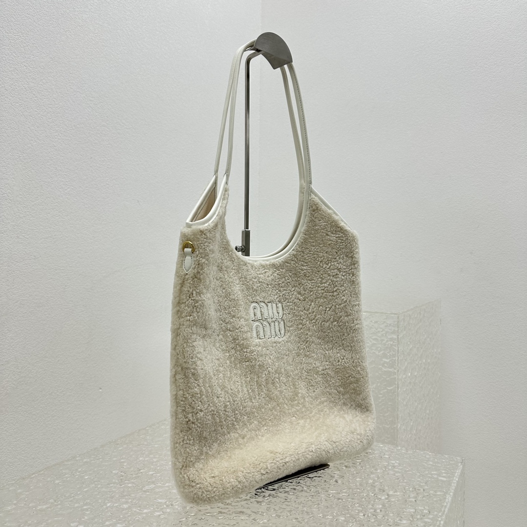 MiuMiu Tote-35*40*60CM