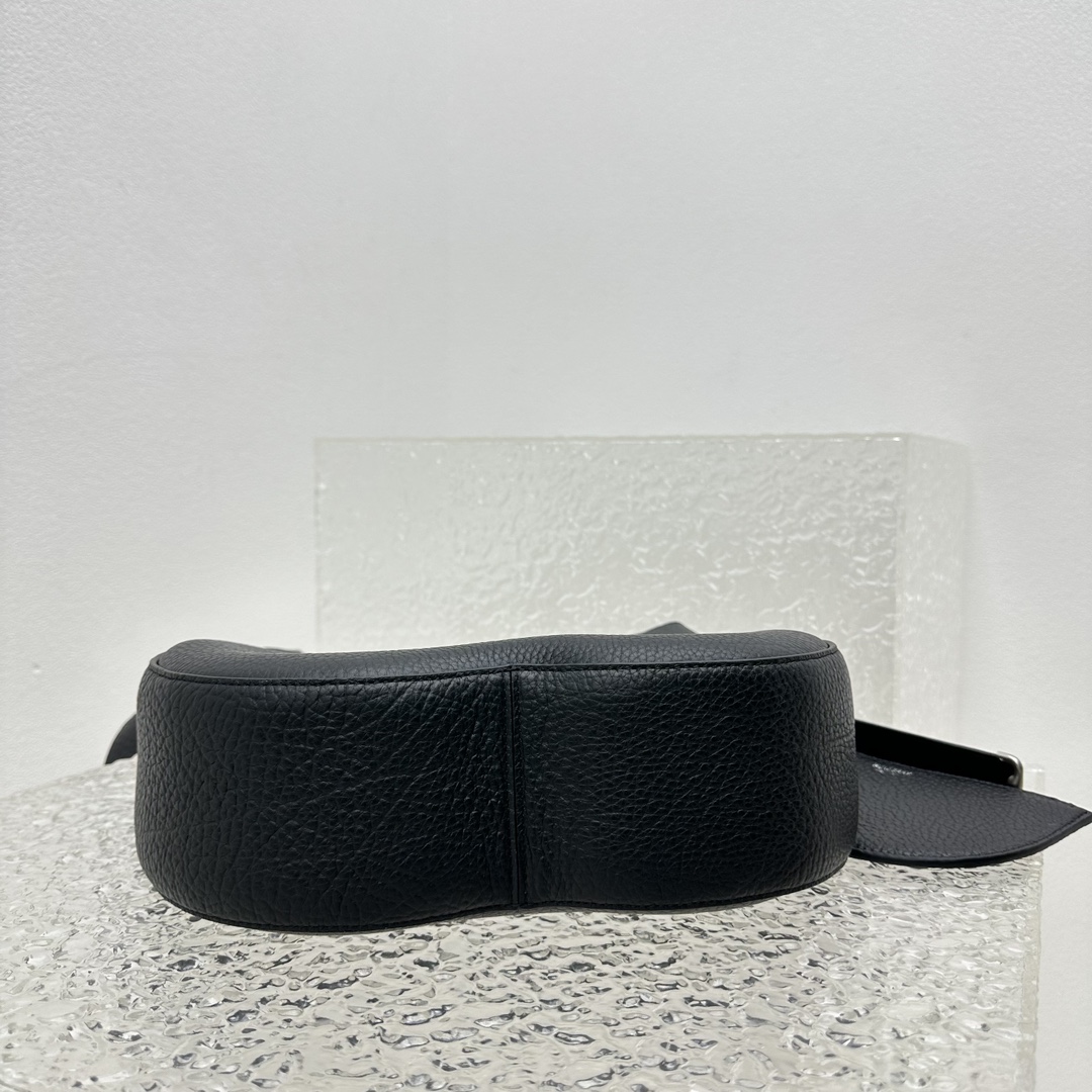 B**rry chess bag-30*33*9cm