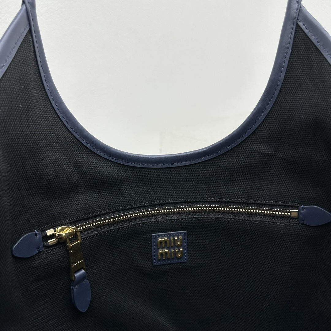 MiuMiu Tote-35*40*60CM