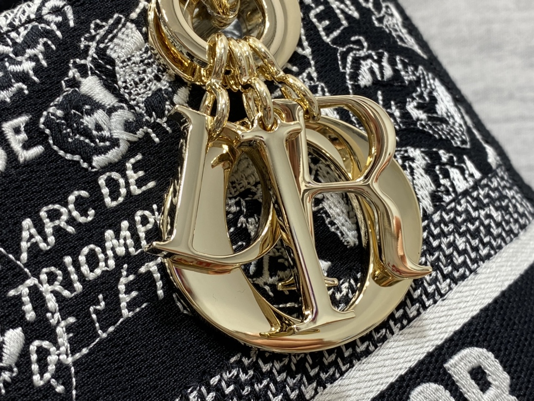 lady D*or handle bag-24cm