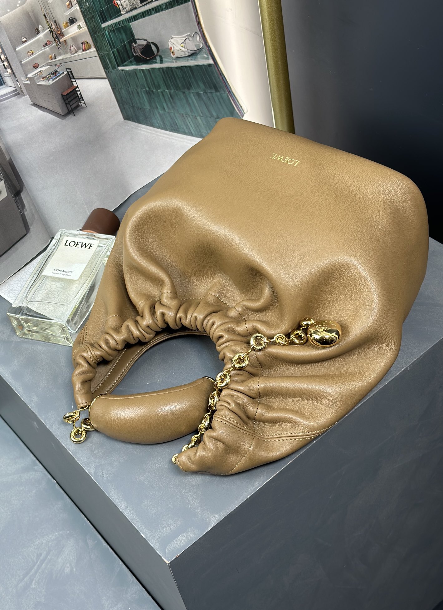 Loewe Squeeze Bag-29*24*1.5CM