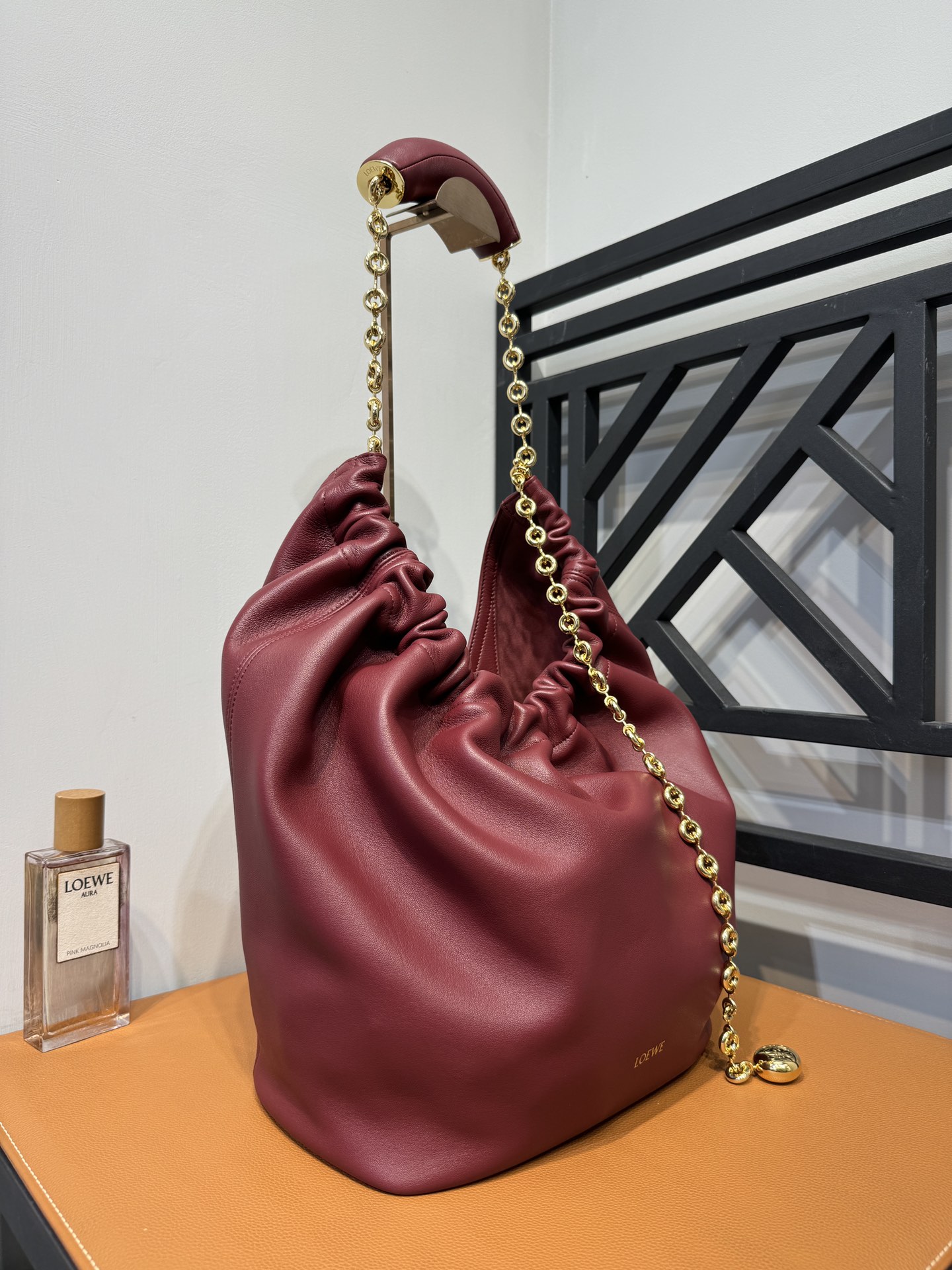 Loewe Squeeze Bag-34*33*13.5CM