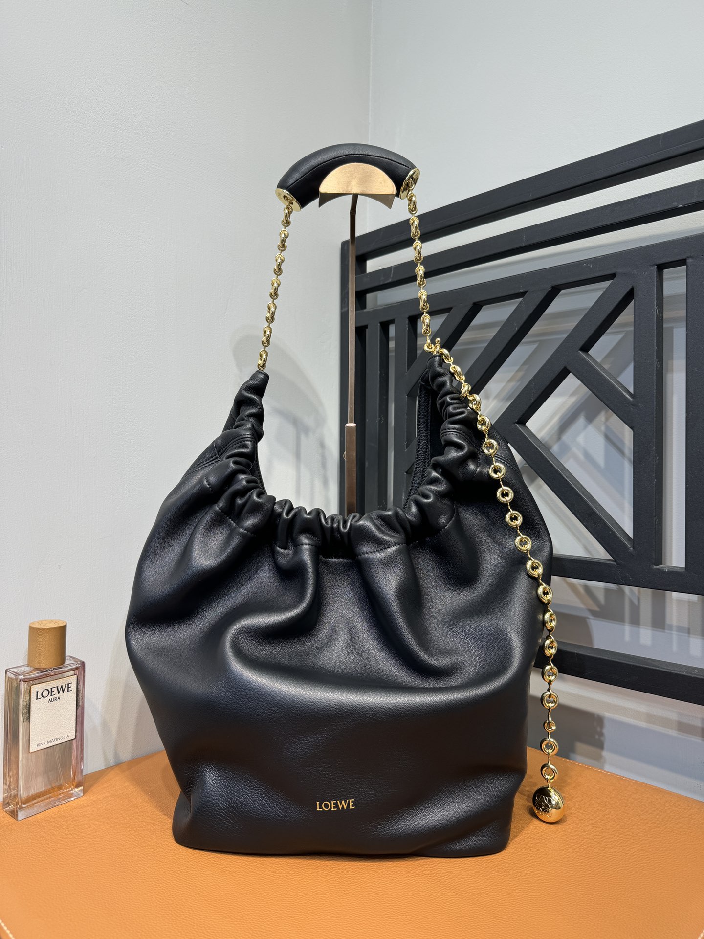 Loewe Squeeze Bag-34*33*13.5CM