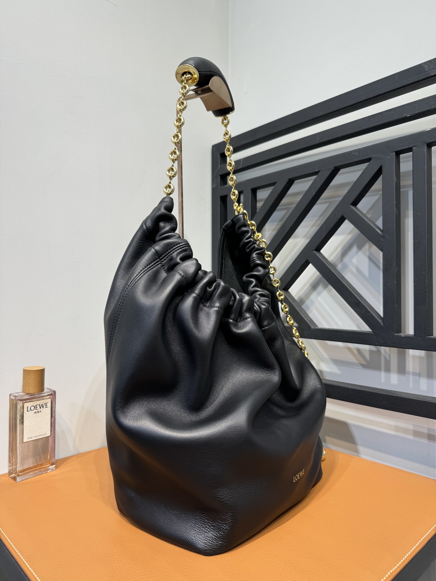 Loewe Squeeze Bag-34*33*13.5CM