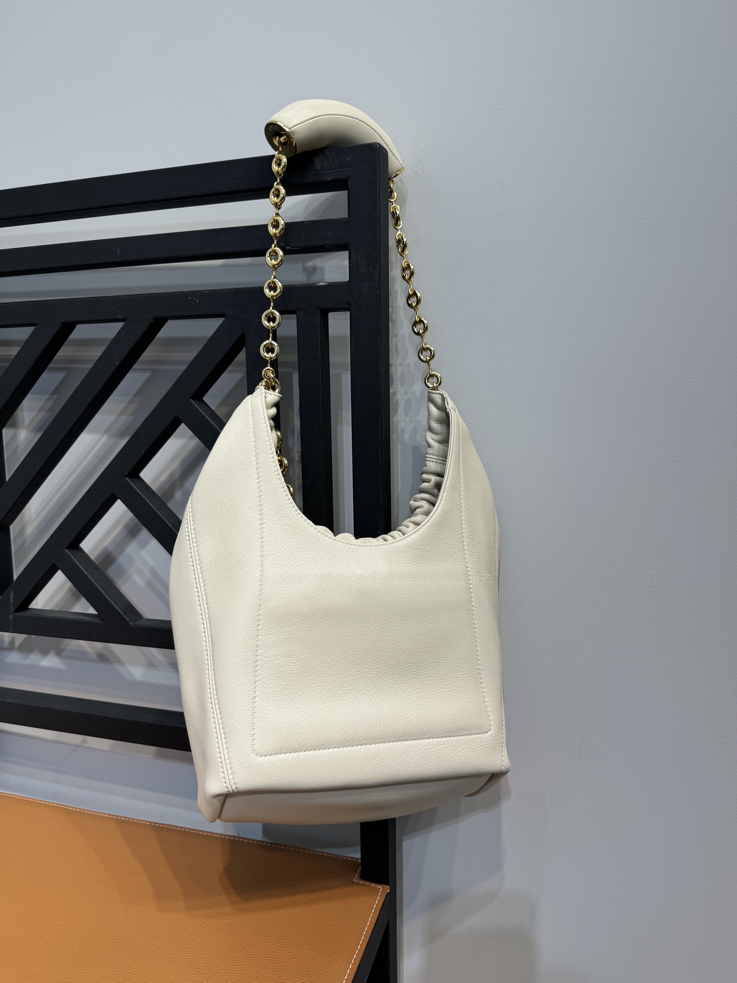 Loewe Squeeze Bag-29*24*10.5CM