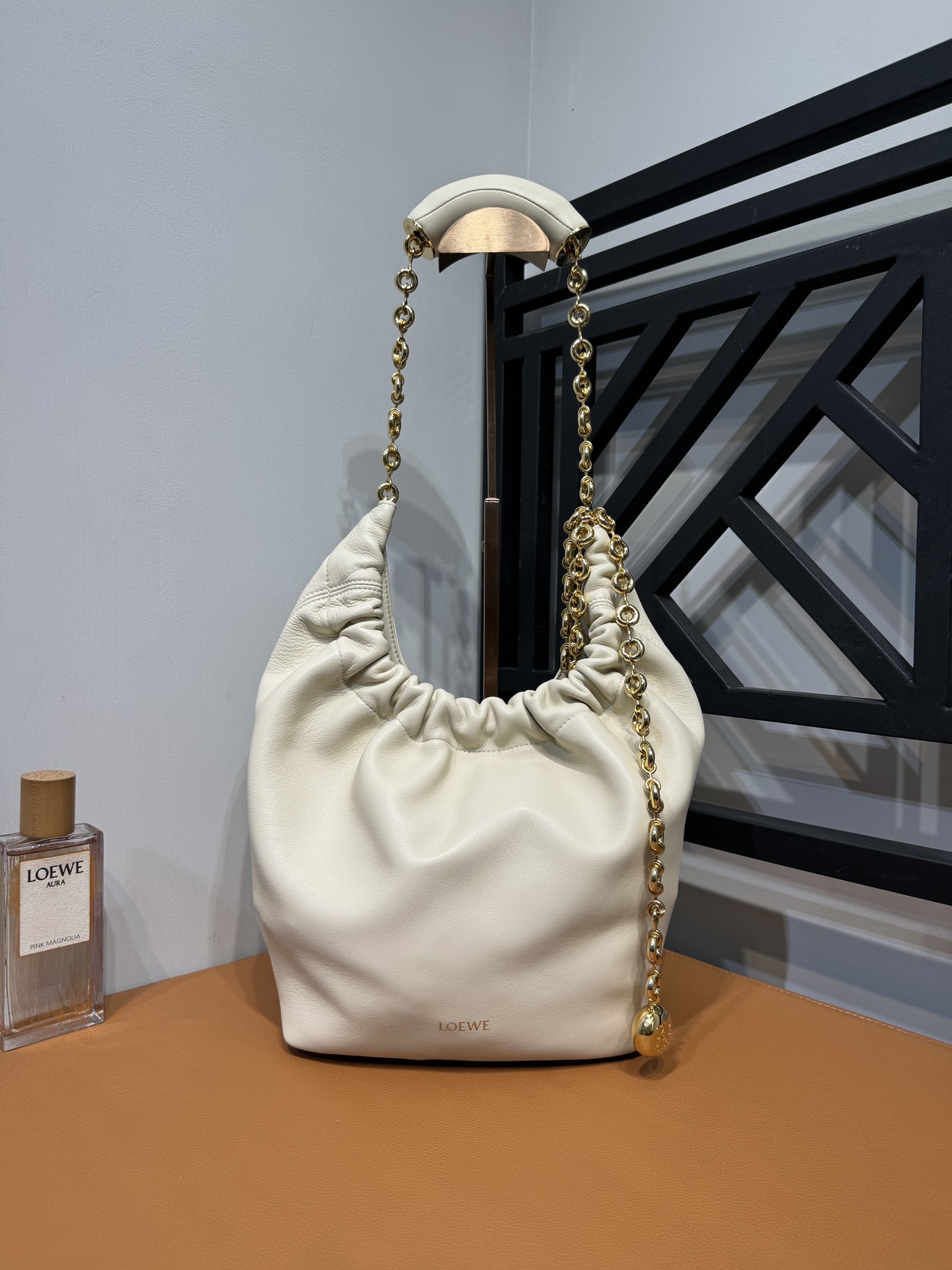 Loewe Squeeze Bag-29*24*10.5CM