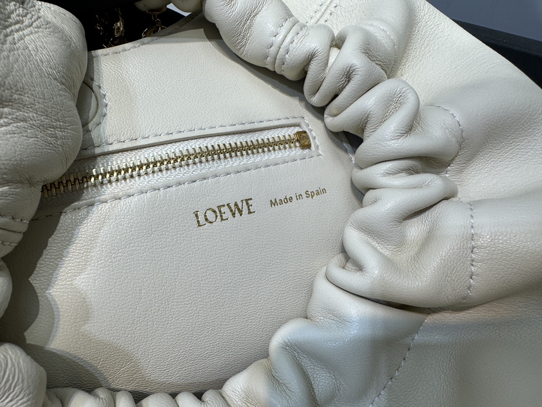 Loewe Squeeze Bag-29*24*10.5CM