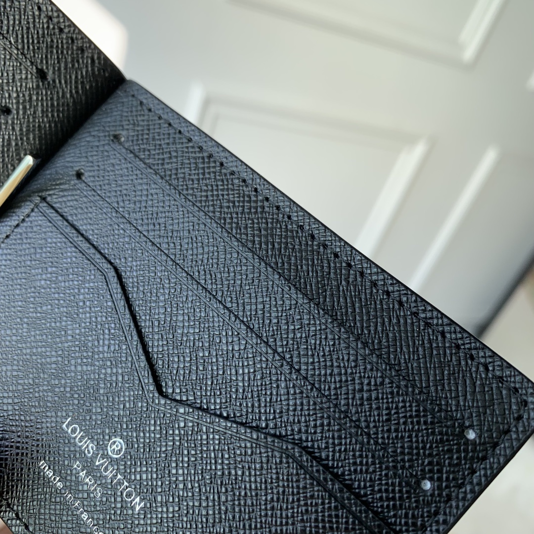 l**is V*t*n wallet-m61700-12×8cm