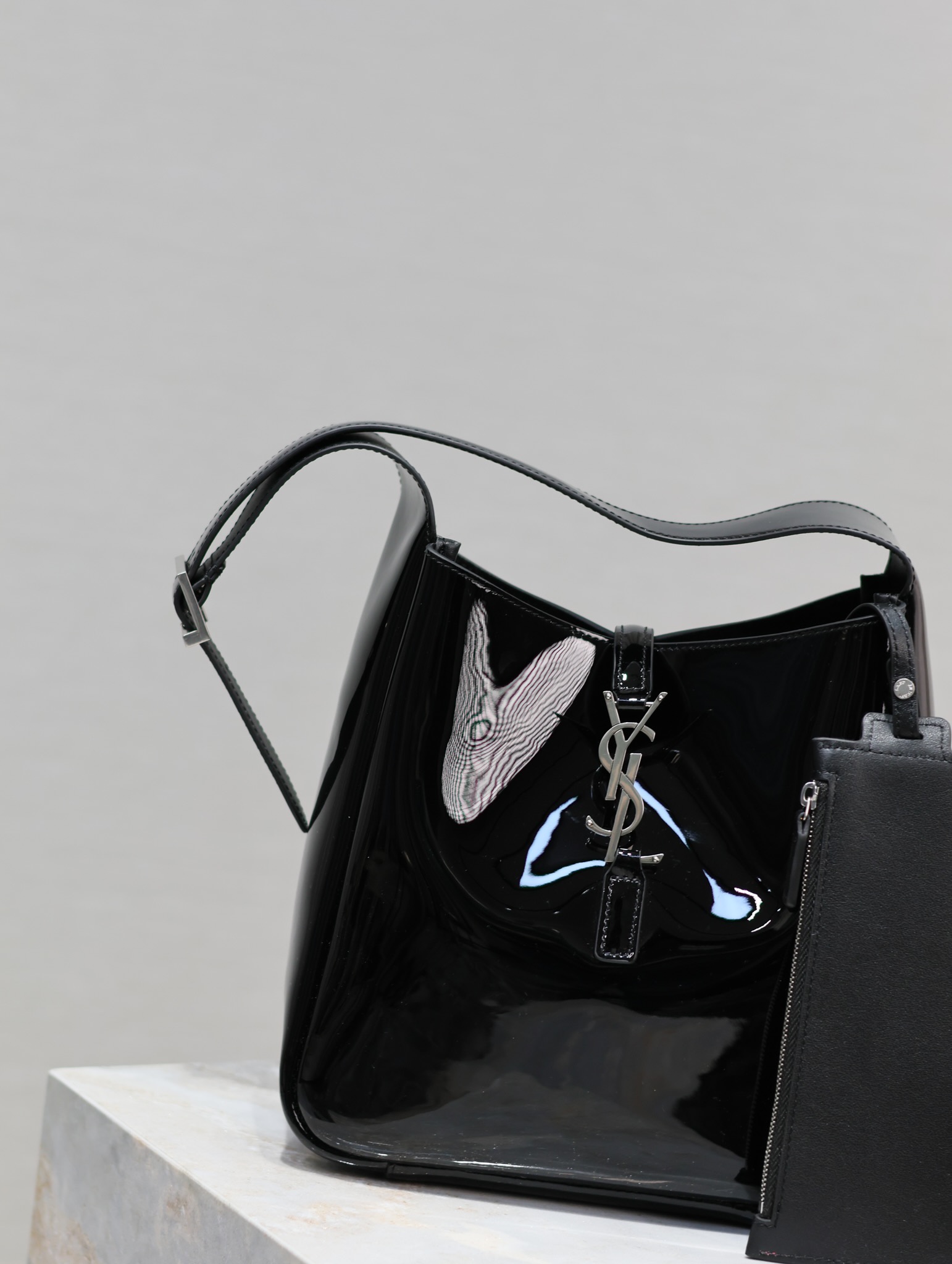 YSL Le5A7 Vintage Bag-23×22×8.5CM