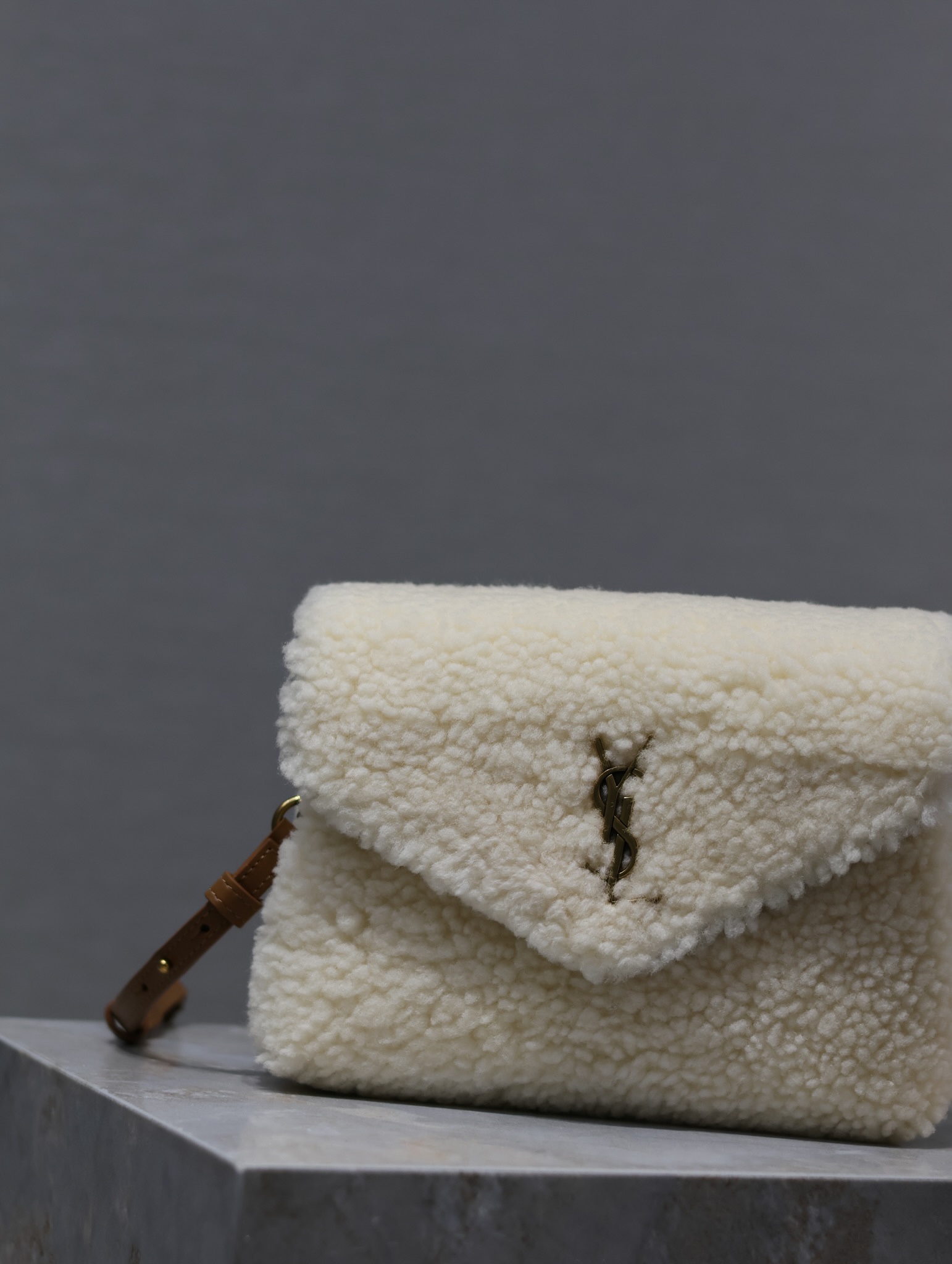 YSL LouLou Bag-20*14*7CM