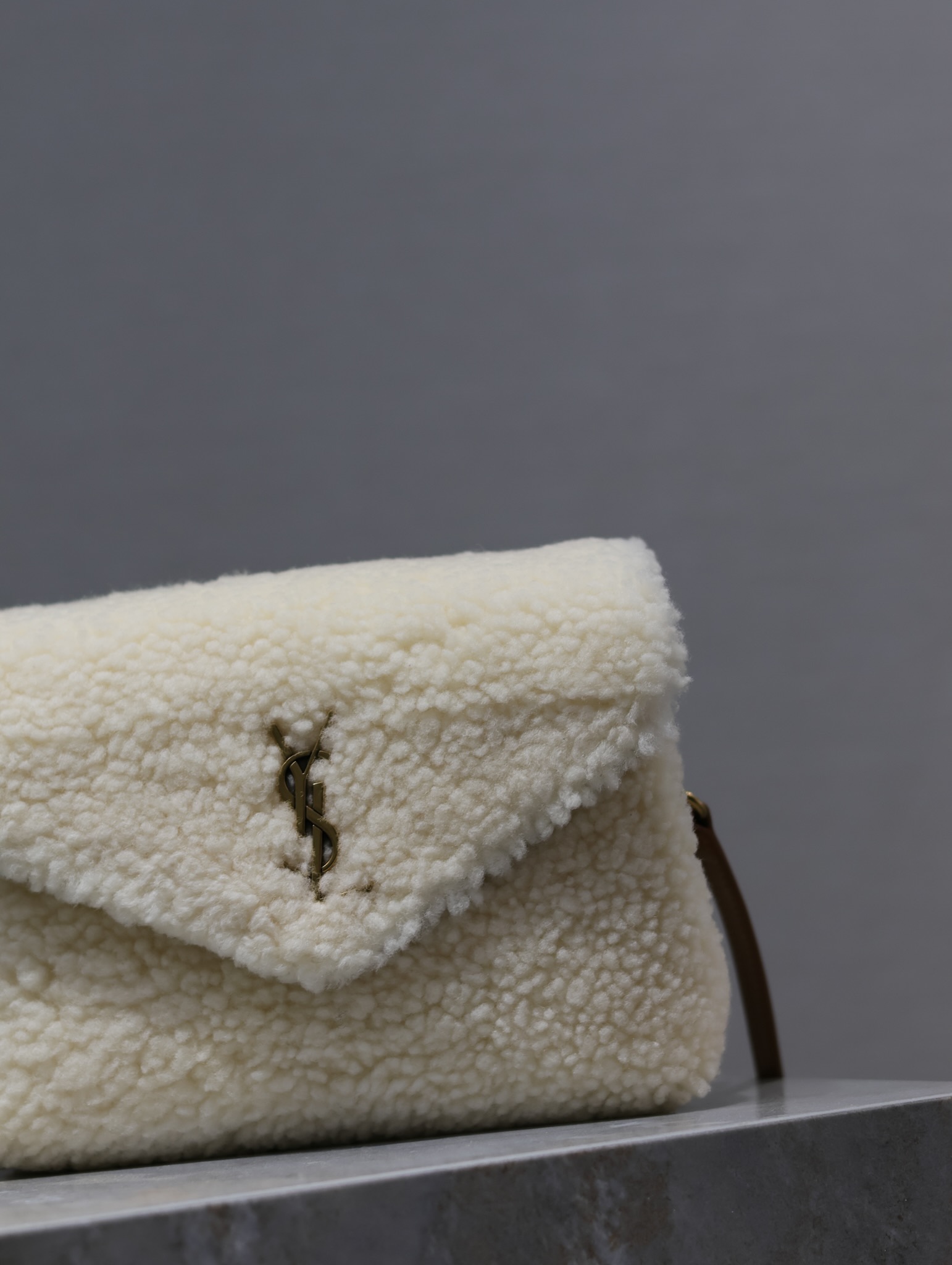 YSL LouLou Bag-20*14*7CM