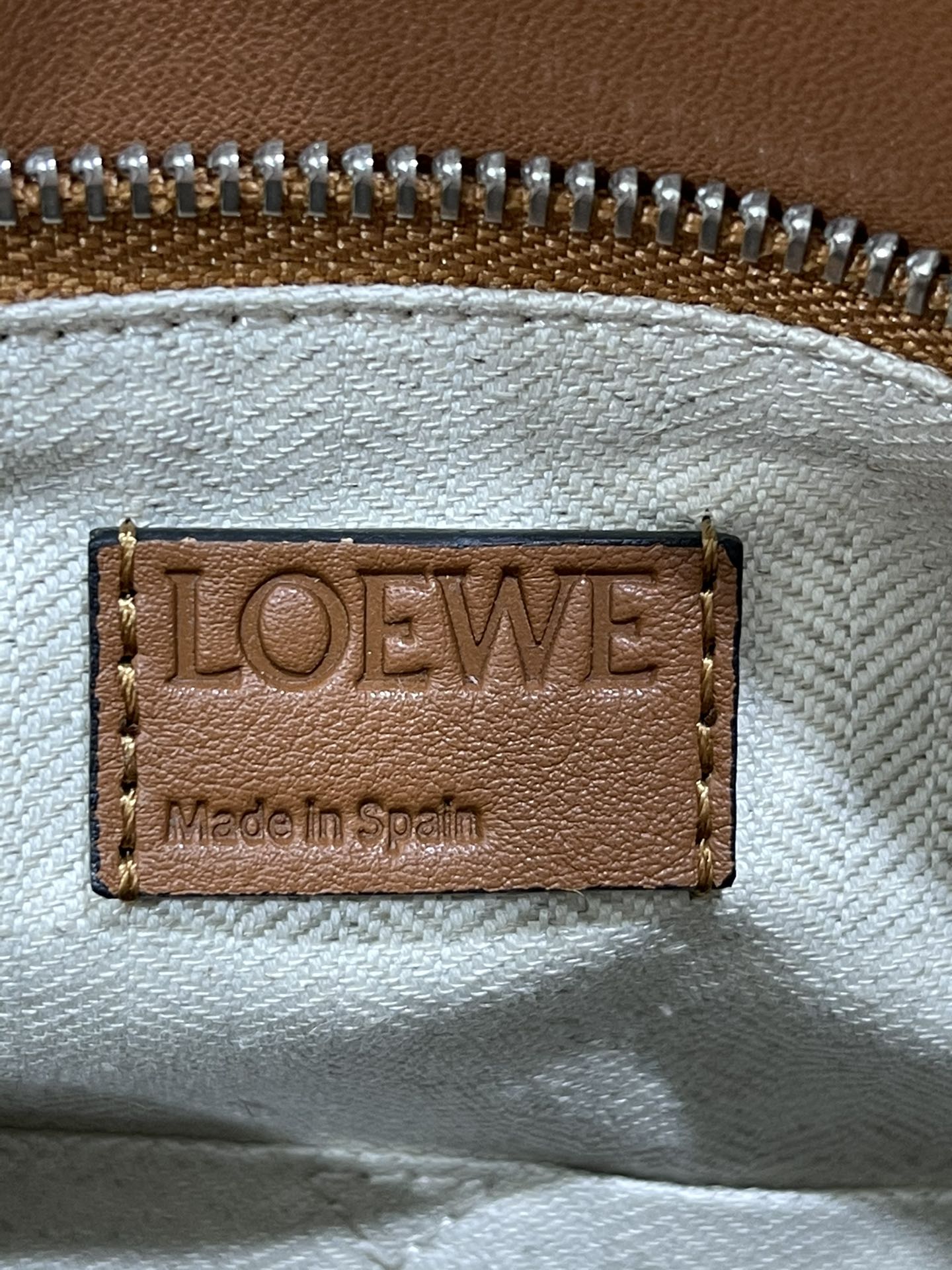 Loewe Puzzle Medium Bag-29*18*12CM