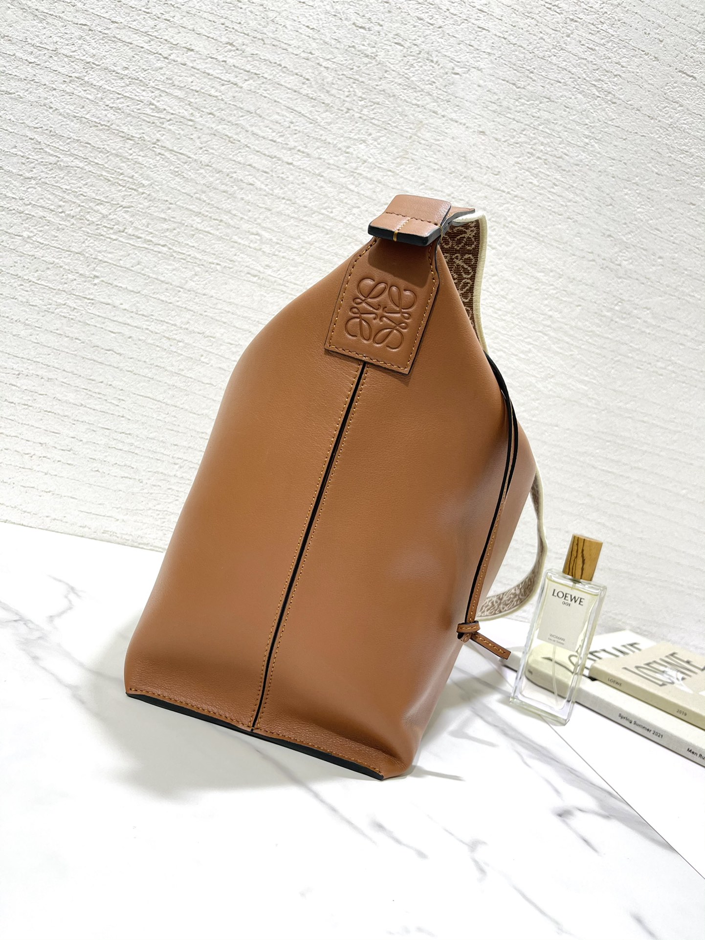 Loewe Cubi Bag-43*29*13.5CM