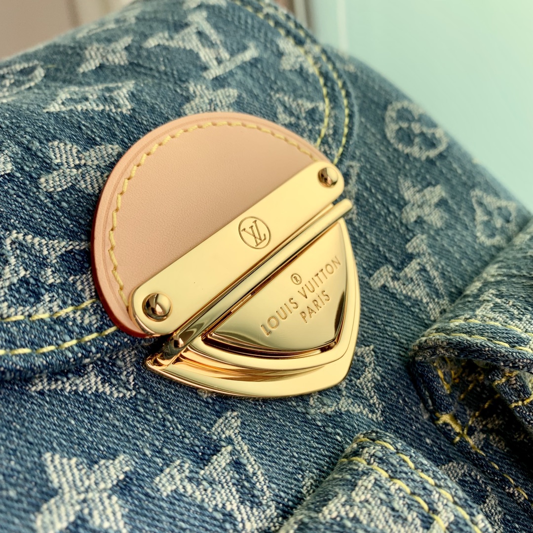 l**is V*t*n venice backpack m46836-24x26x7cm