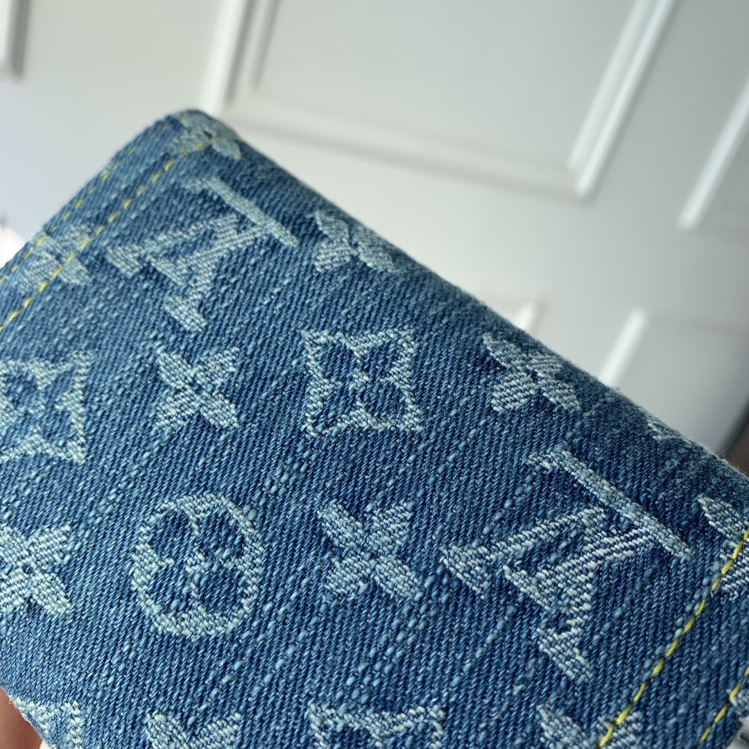 l**is V*t*n victorine wallet-12*9.5*1.5cm