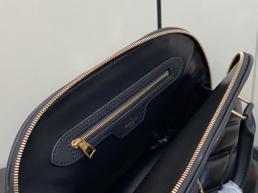 l**is V*t*n neo alma pm-32×24×15cm