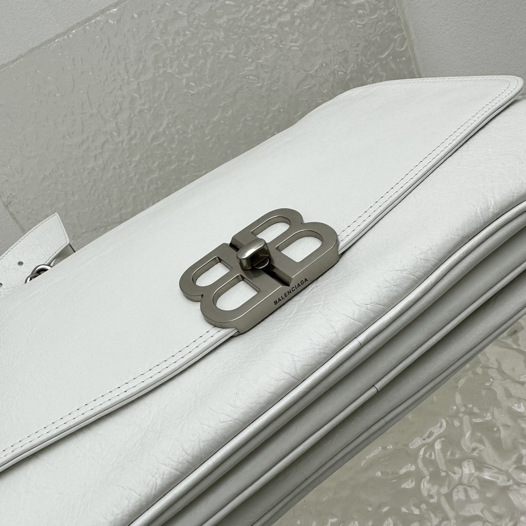 Ba*len*cia*ga bb soft bag-24*36*4cm