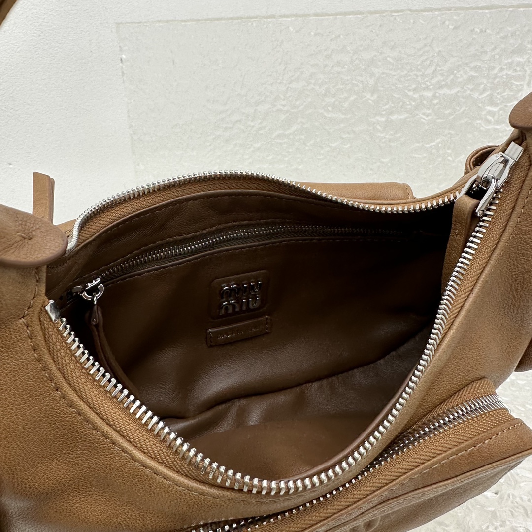 MiuMiu Vintage Bag-21*6*12CM