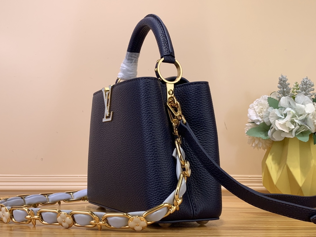 l**is V*t*n capucines handlebag-27*18*9cm