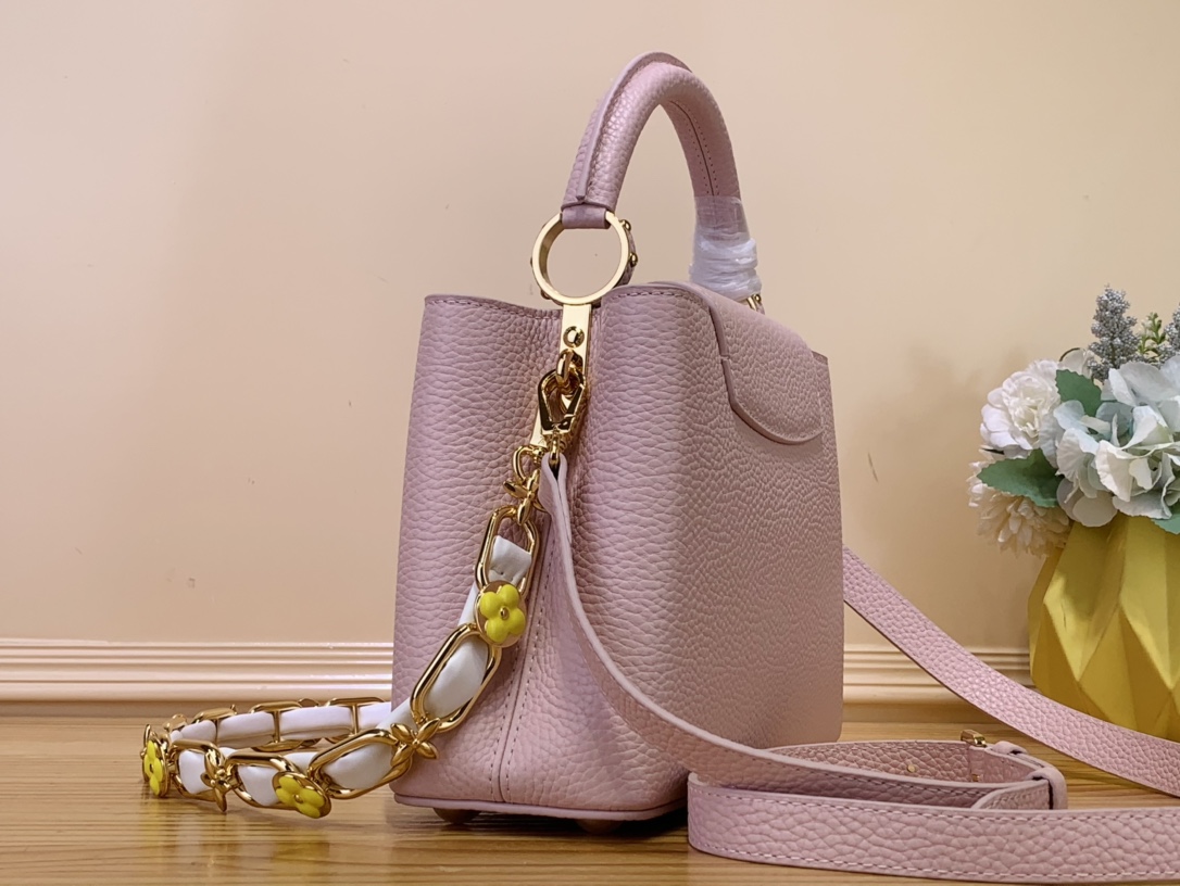 l**is V*t*n capucines handlebag-27*18*9cm