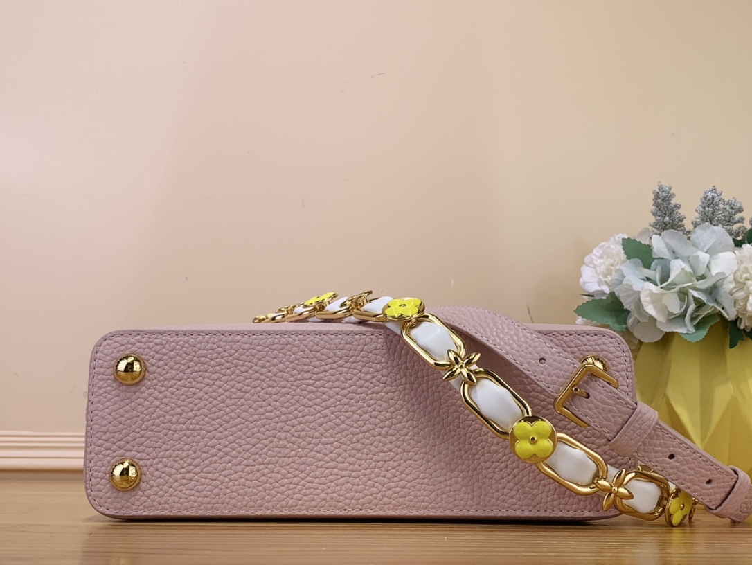 l**is V*t*n capucines handlebag-27*18*9cm