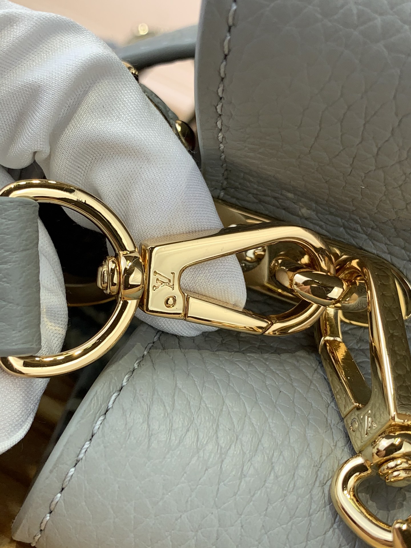 l**is V*t*n capucines handlebag-31.5*20*11cm