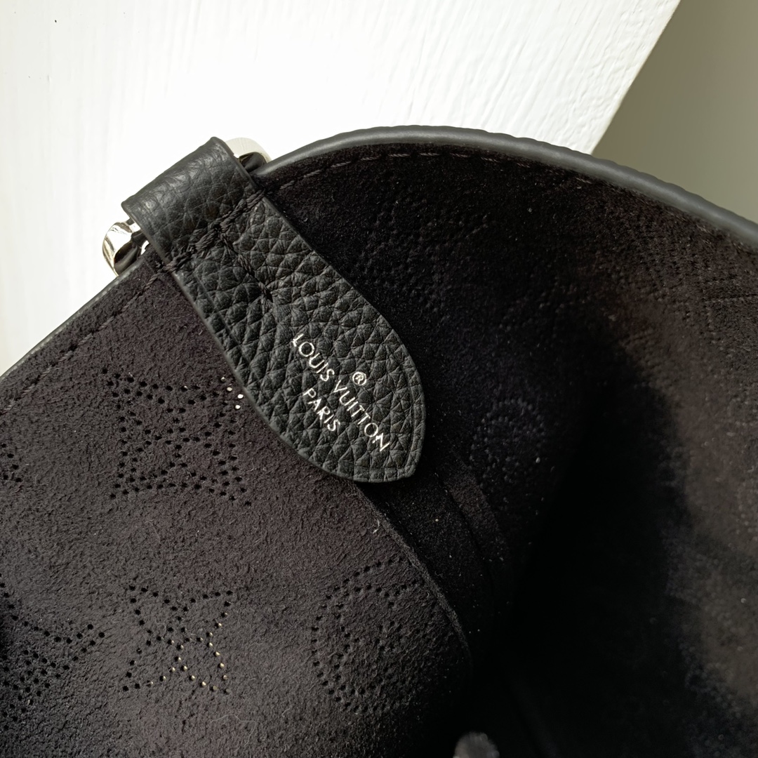 l**is V*t*n blossom handbags-20*20*12.5cm