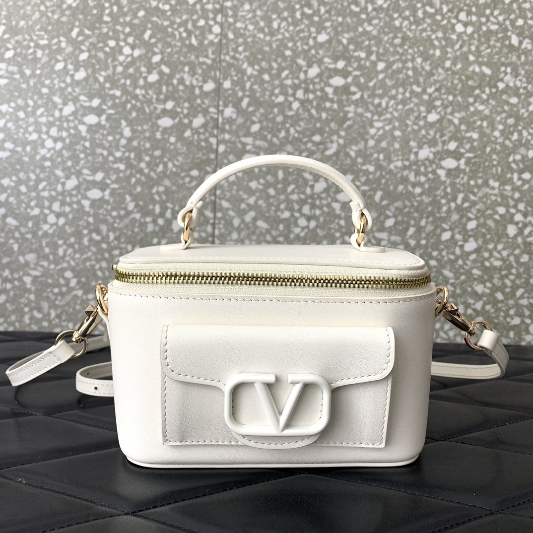 Valentino Alentino Garavani Box Bag-16.5*10*7.5CM