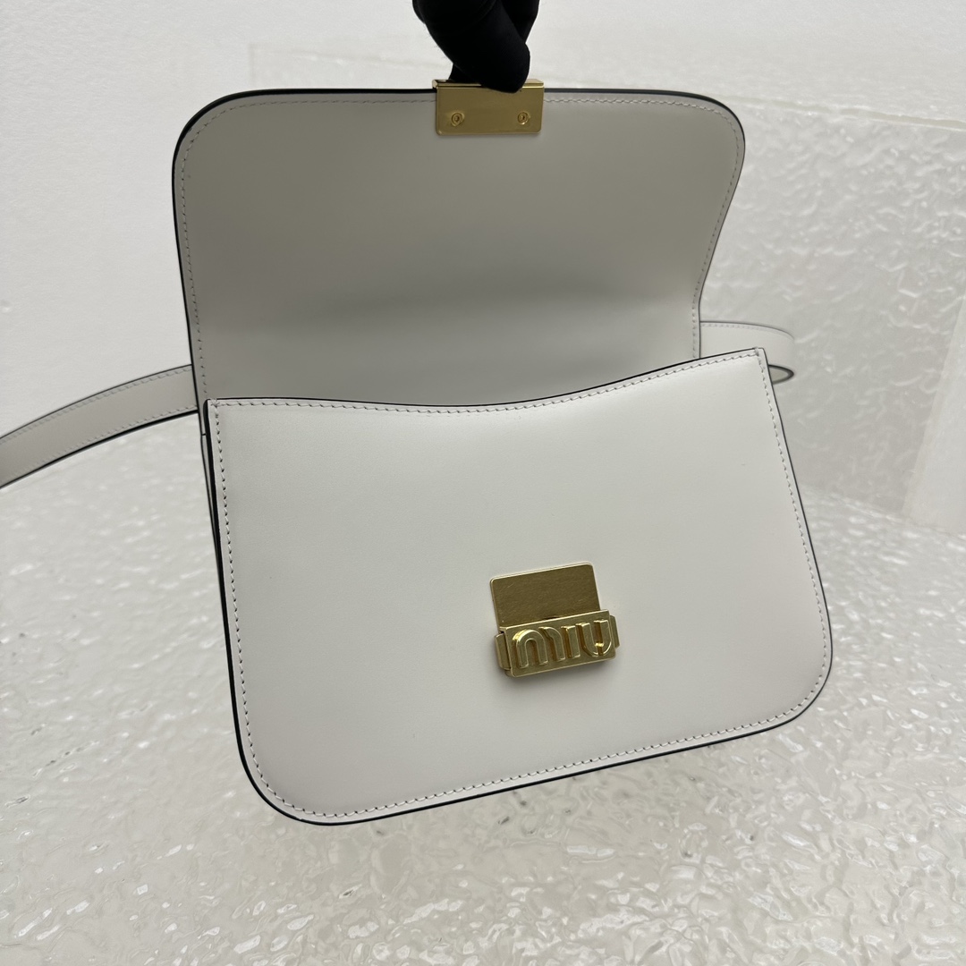 MiuMiu Box Bag-20*13.5*5.5CM