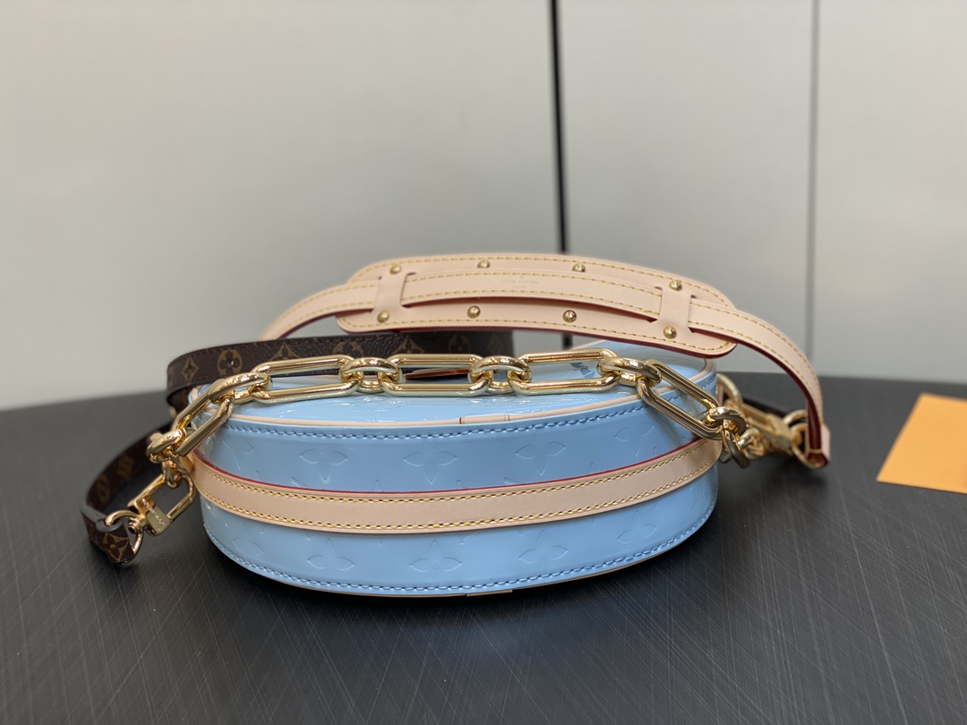 l**is V*t*n croissant m24021-21 x 13 x 7cm