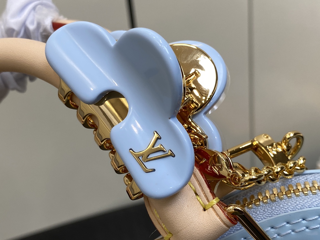 l**is V*t*n alma bb m24062-23.5 x 17.5 x 11.5cm